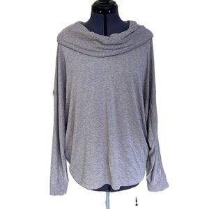 TAHARI Oatmeal Colored Cowl Neckline Batwing Sleeve Sweater Sz L Machine Wash